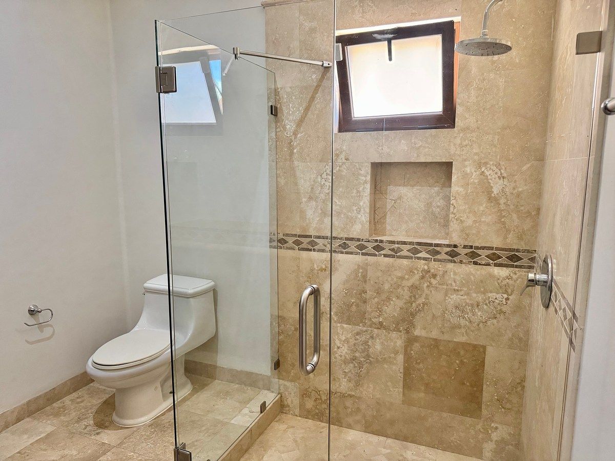 baño de recamara de primer piso, foto 25 de 48