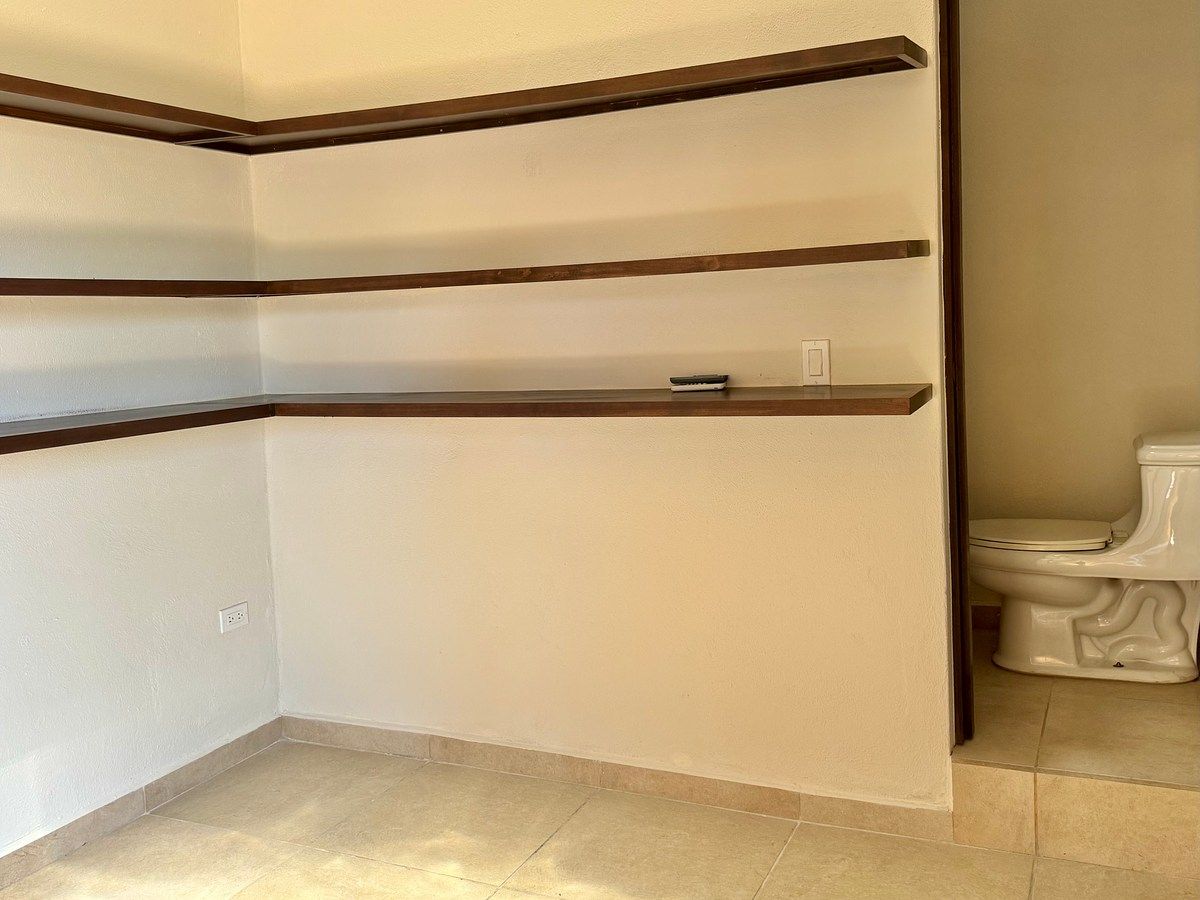 sexta habitación, foto 47 de 48