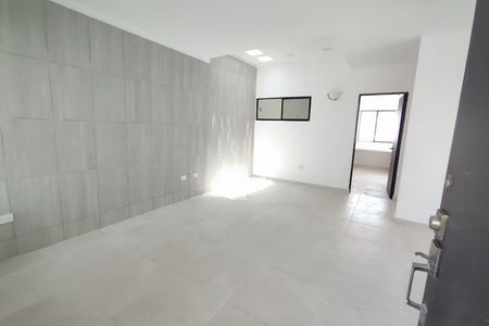 Casa nueva en renta, cochera techada, climatizada Las Américas IV