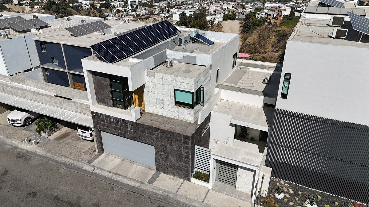 Casa em Hacienda Agua Caliente, Tijuana, foto 3 de 36