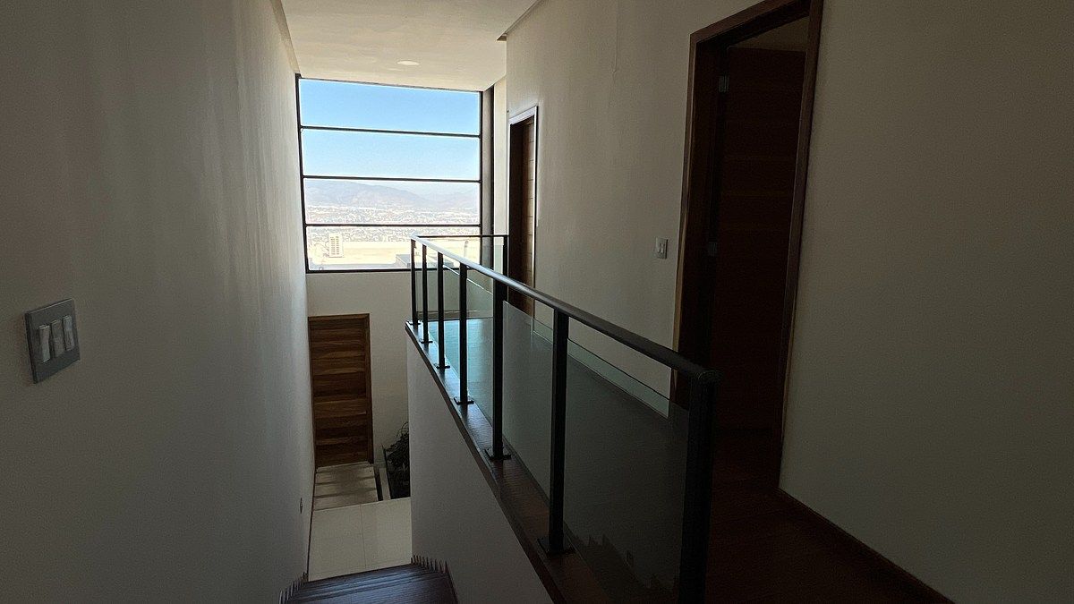 Casa em Hacienda Agua Caliente, Tijuana, foto 28 de 36