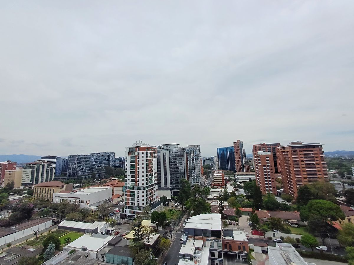 Apartamento en Zona 10, Guatemala, foto 6 de 16