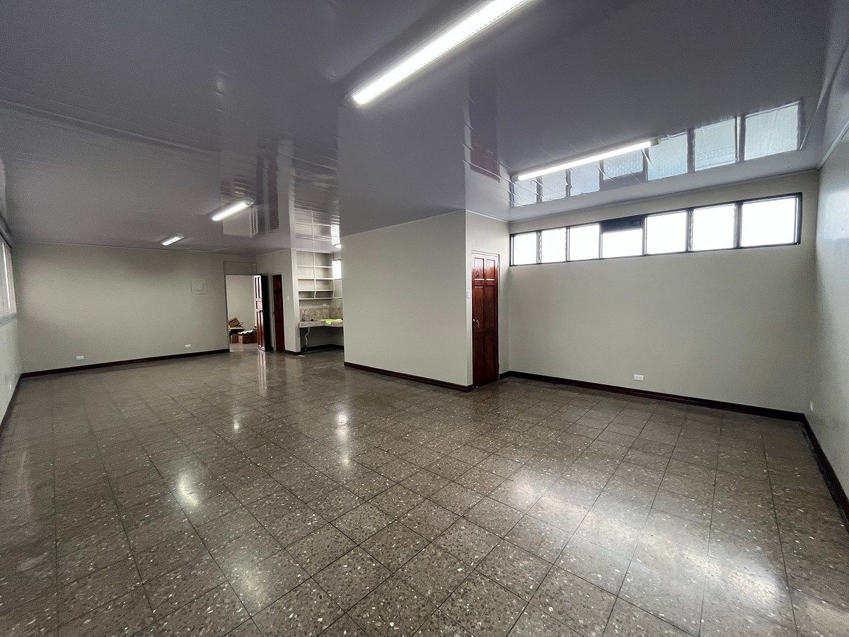 Bodega en La Uruca, San José, foto 11 de 16