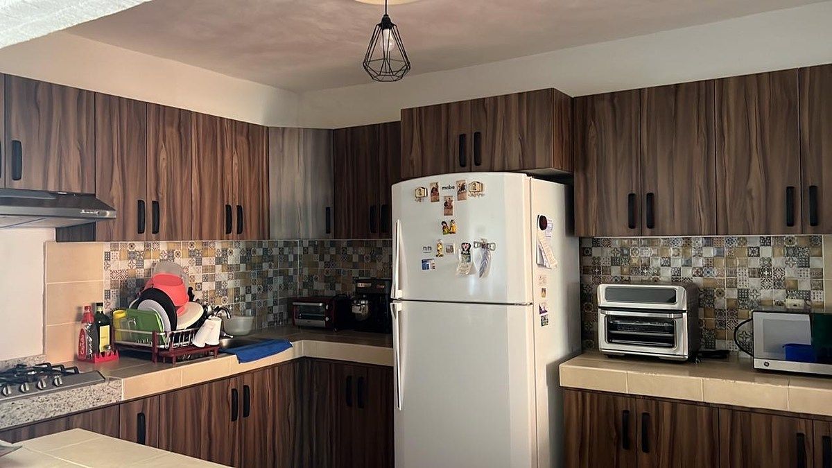 ALUGUEL CASA de 4 quartos. Em San José el Alto, foto 1 de 36