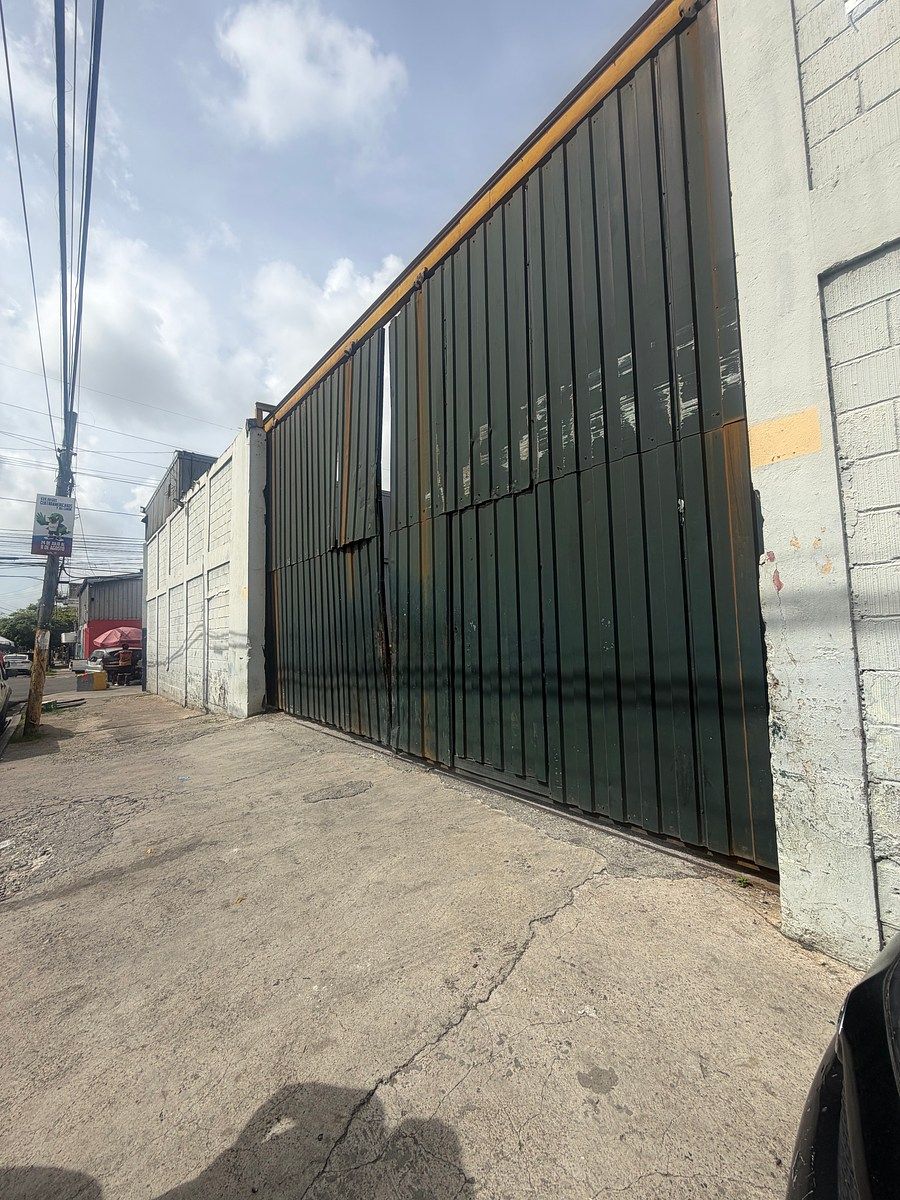 Nave en Ensanche La Fe, Santo Domingo Centro (Distrito Nacional), foto 4 de 9