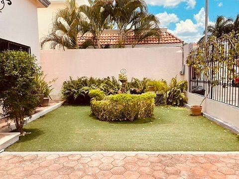 House in Monte Alban, Mérida, photo 22 of 29