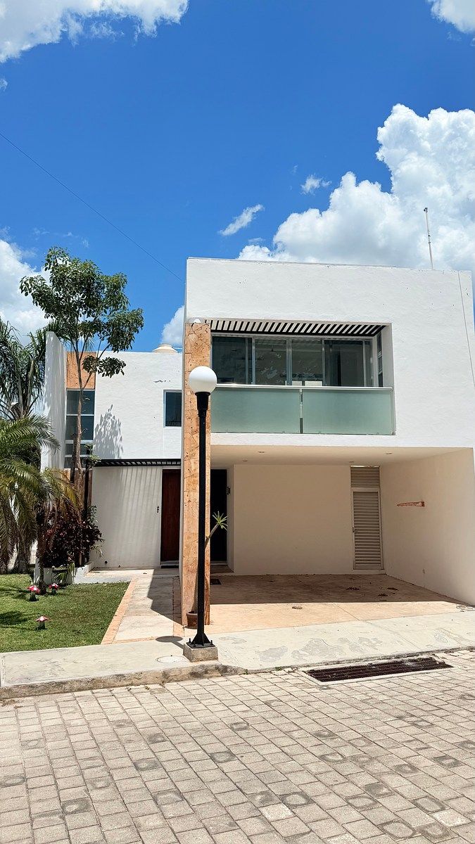 RENTA CASA DENTRO DE PRIVADA, foto 1 de 25