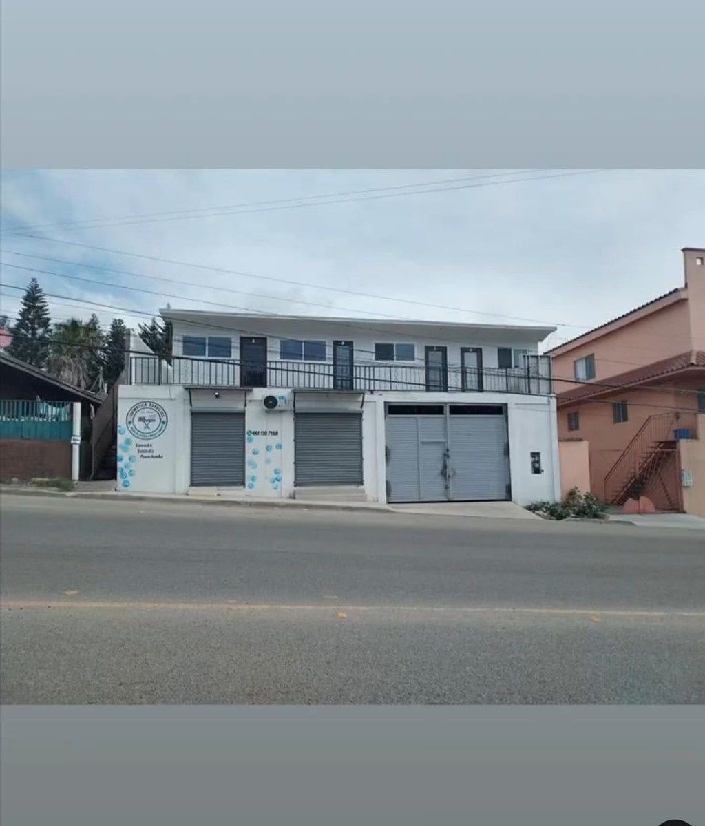 Bodega col constitución, foto 1 de 5