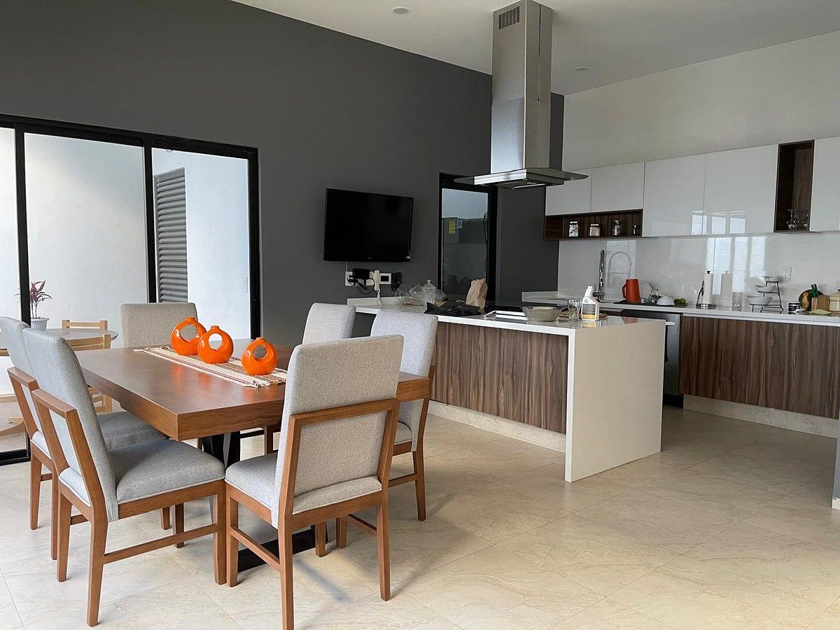 3 de 19: Cocina y comedor