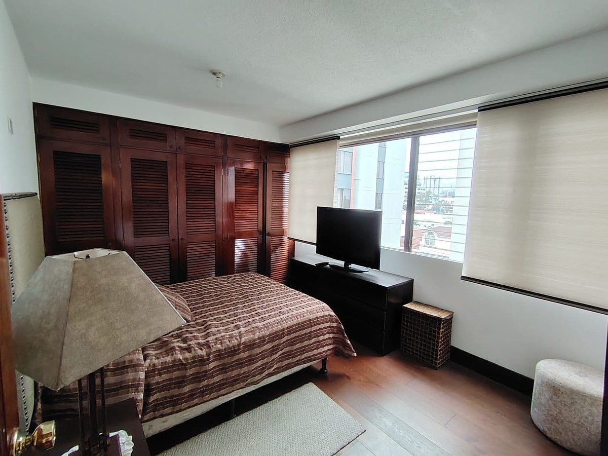 Apartamento en Zona 10, Guatemala, foto 5 de 16