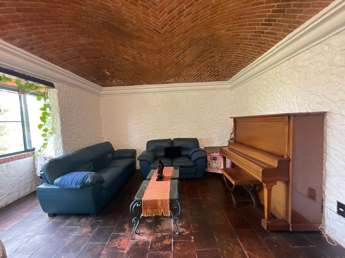 House in Villa de los Frailes, San Miguel de Allende, photo 11 of 45