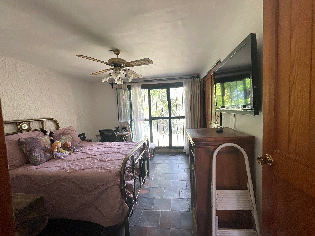 House in Villa de los Frailes, San Miguel de Allende, photo 14 of 45