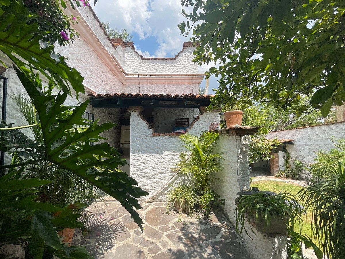House in Villa de los Frailes, San Miguel de Allende, photo 18 of 45