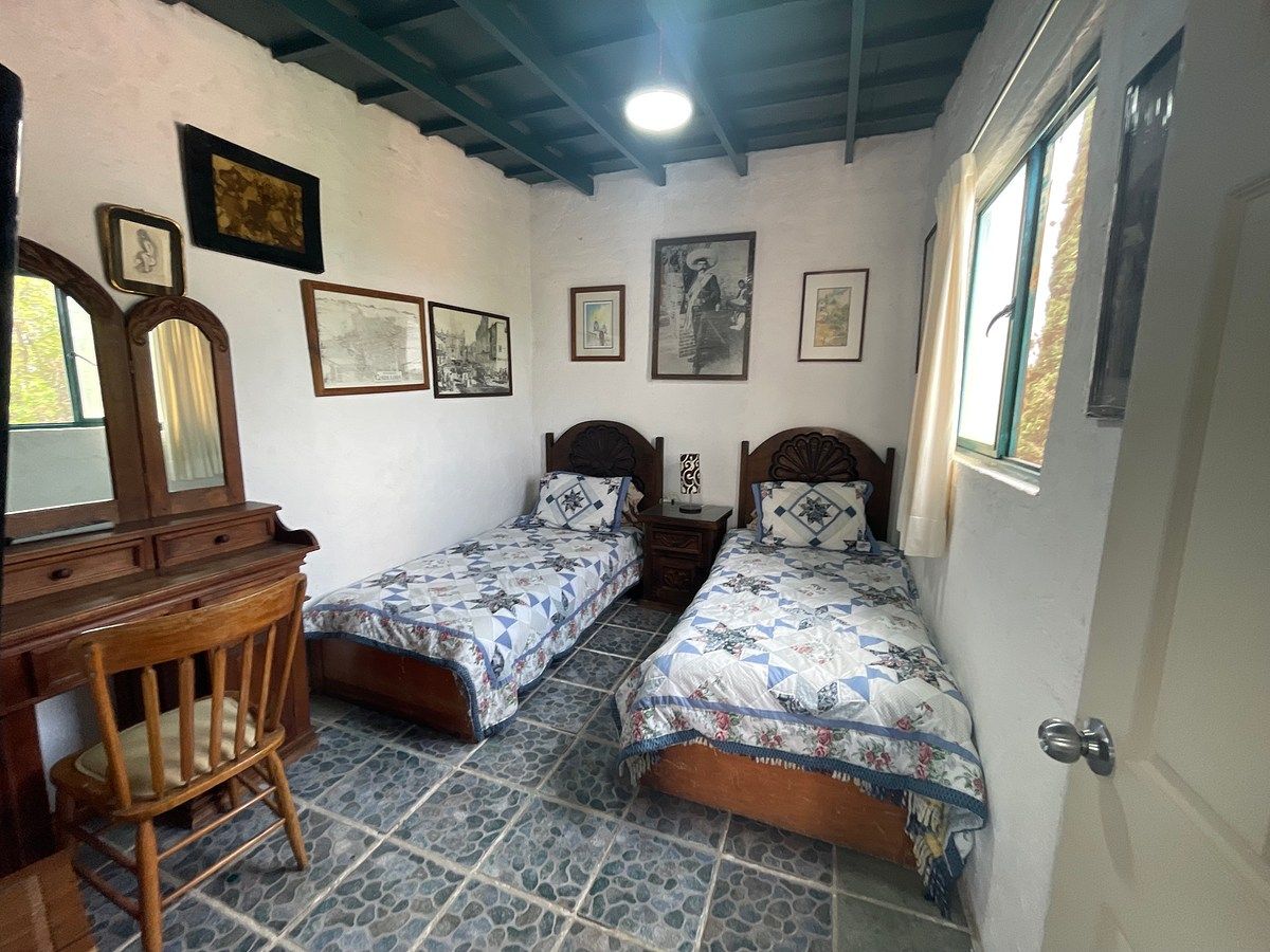 House in Villa de los Frailes, San Miguel de Allende, photo 43 of 45