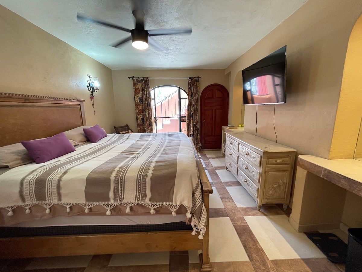 House in Villa de los Frailes, San Miguel de Allende, photo 44 of 50