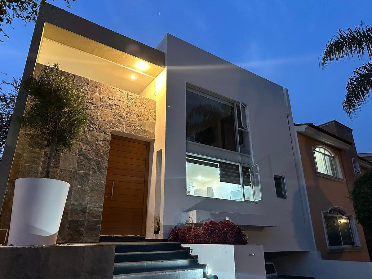 Casa en Venta en El Manantial Tlajomulco de Zuñiga, foto 1 de 32