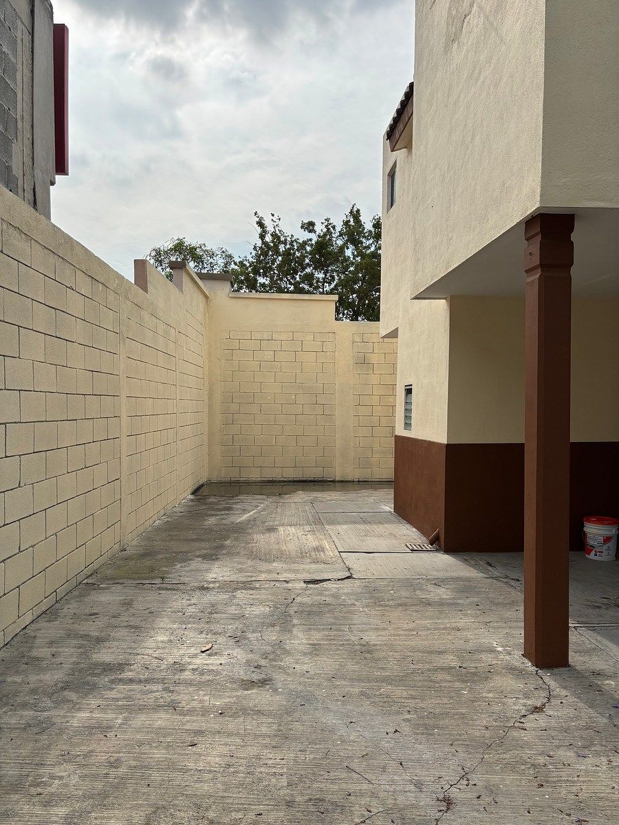 4 of 10: Patio