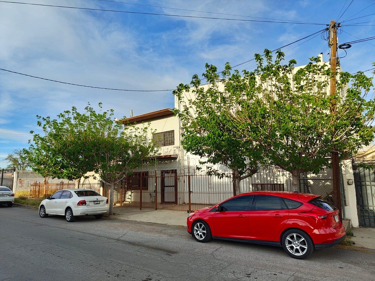 Commercial Storage Unit in Panamericana, Chihuahua, photo 2 of 45