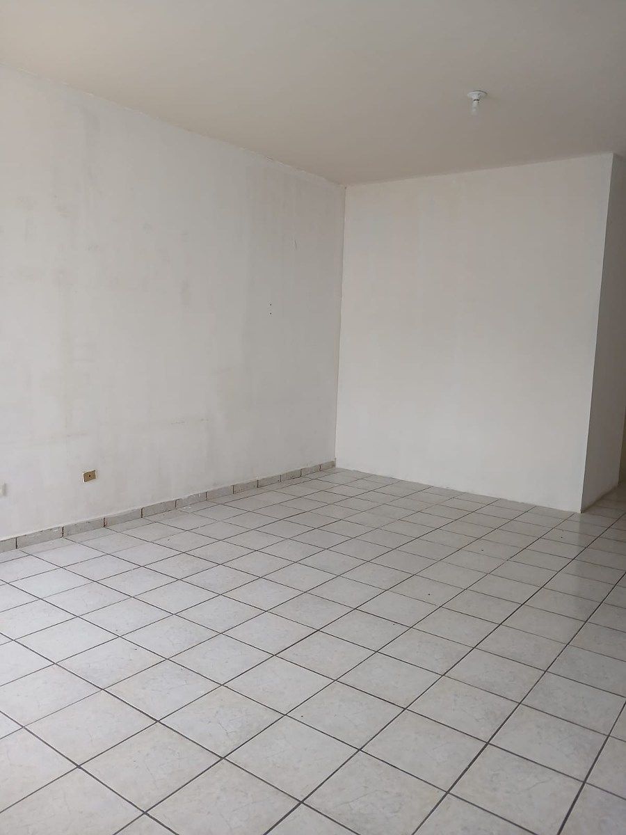 Local comercial en Contry Tesoro, Monterrey, foto 7 de 9