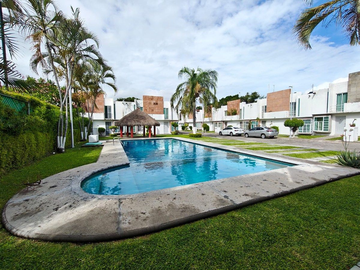 House in Gated Community in Los Mangos, Yautepec, photo 2 of 24
