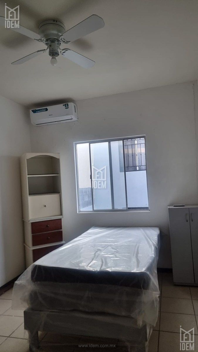 House in Privadas de Santa Catarina, Santa Catarina, photo 27 of 31