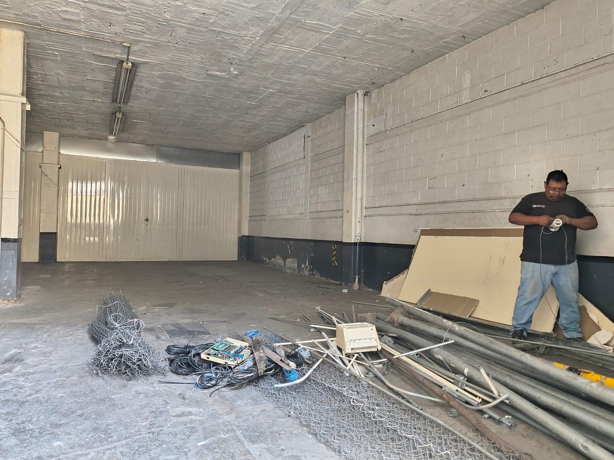 Bodega comercial en Unidad San Esteban, Naucalpan de Juárez, foto 2 de 12