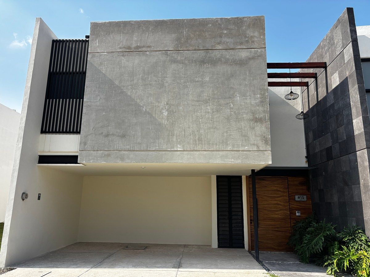 CASA EN VENTA EN LOMAS DE ANGELOPOLIS, PARQUE COLIMA, photo 1 of 22