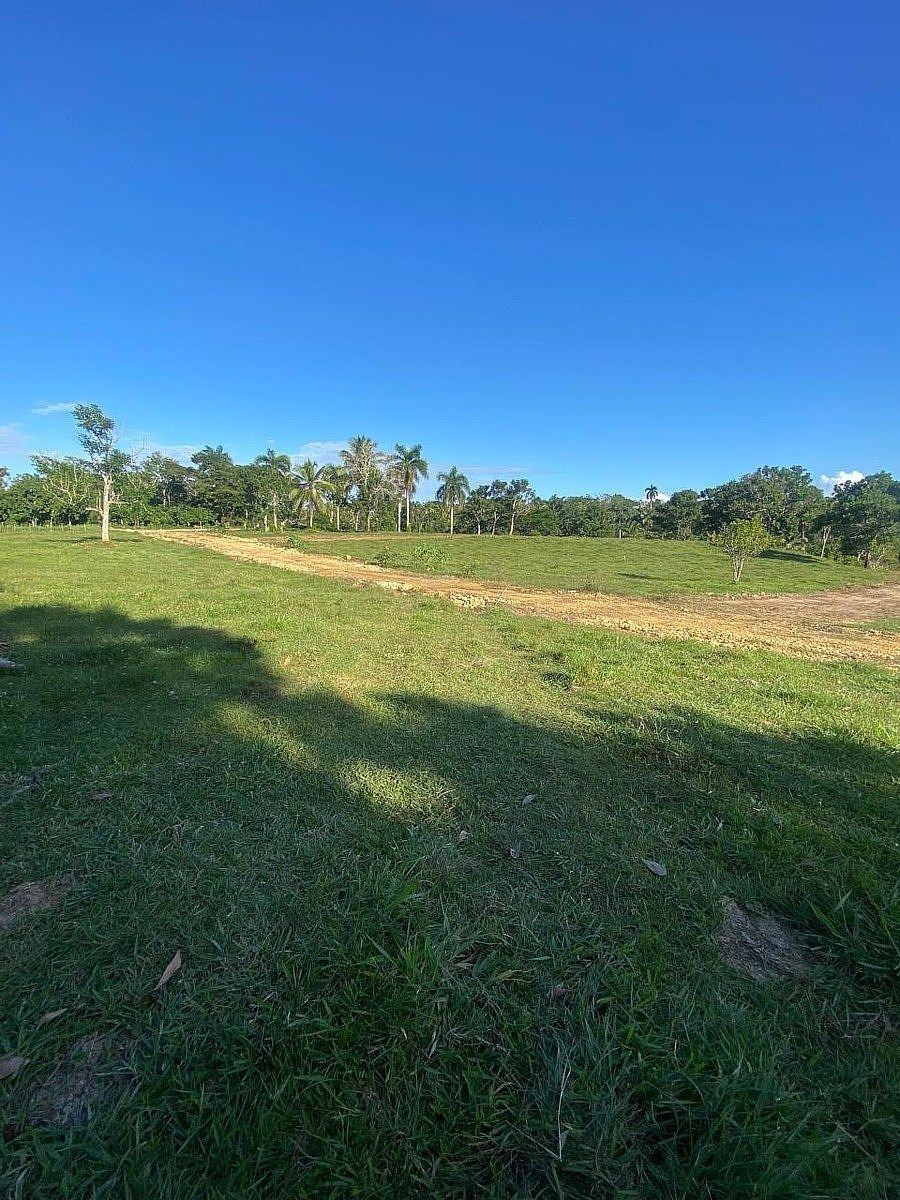 VENTA DE SOLARES EN ARROYO AL MEDIO, foto 1 de 7