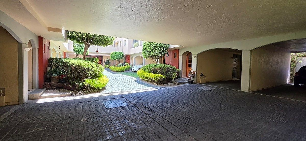 Casa em condomínio fechado em San José Insurgentes, Benito Juárez, foto 2 de 19