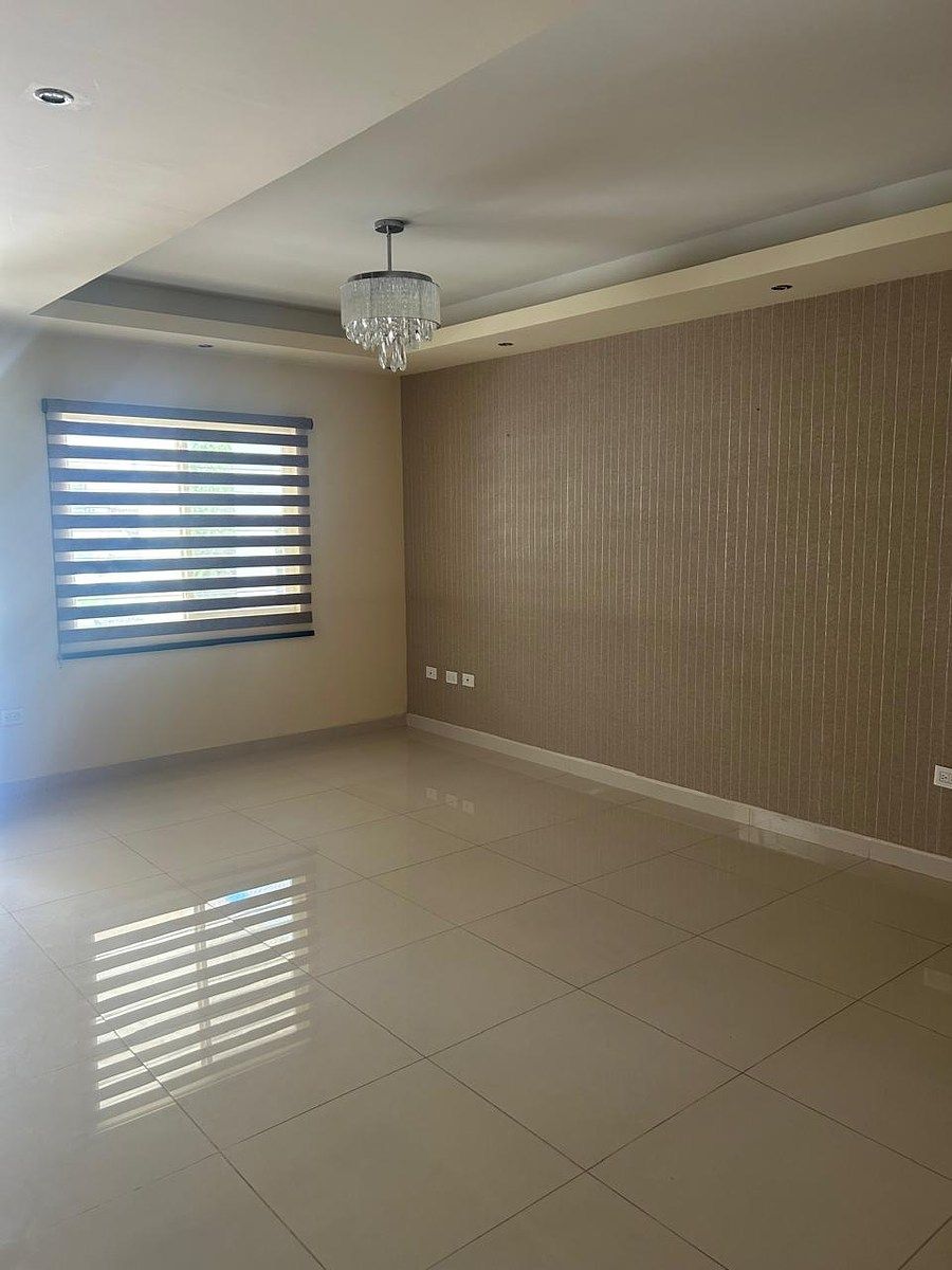 Casa en Hacienda Victoria, Chihuahua, foto 4 de 24