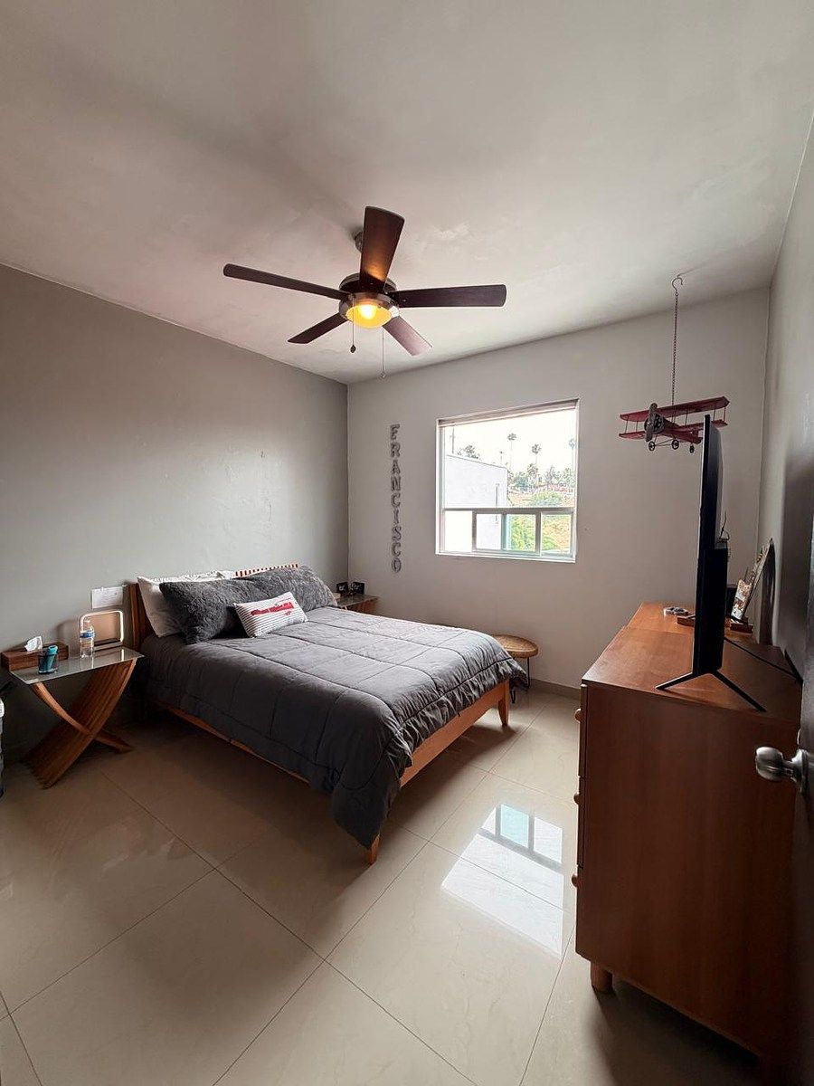 Casa em condomínio fechado em Lomas Doctores (Chapultepec Doctores), Tijuana, foto 13 de 26