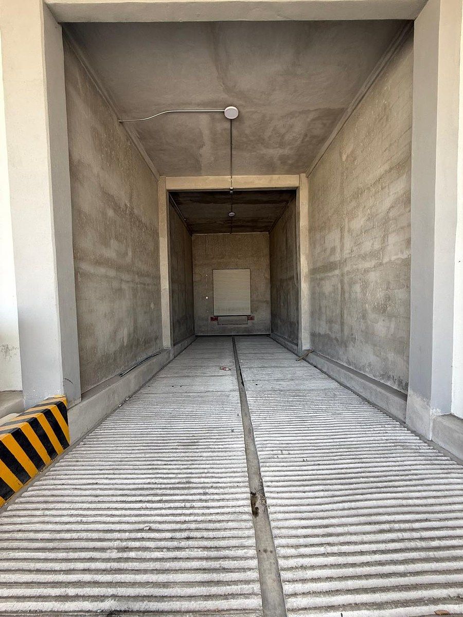 Industrial Warehouse in Los Viñedos, Santa Catarina, photo 10 of 14