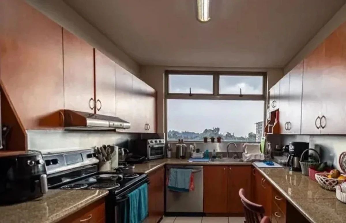 Apartamento en Zona 14, La Villa, Guatemala, foto 4 de 10