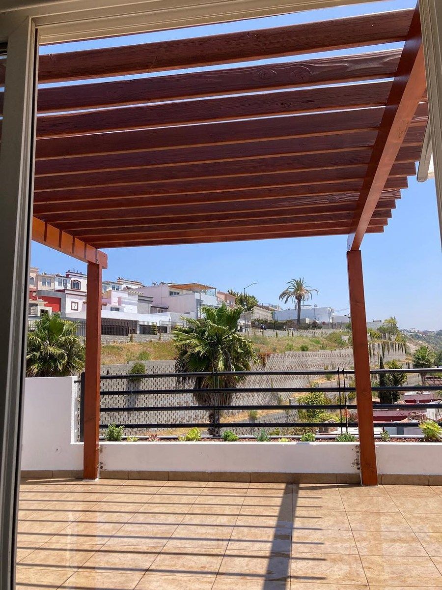 Terraza con pérgola, foto 17 de 23