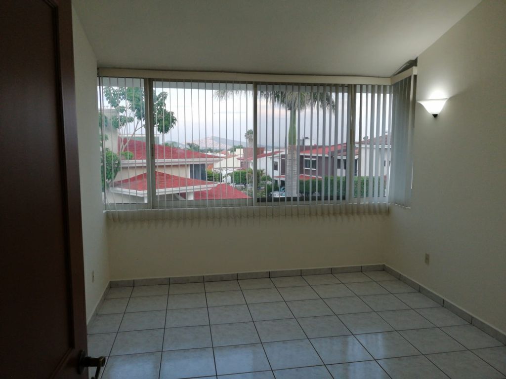 25 de 27