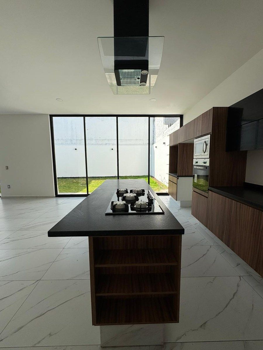 Casa en Bosques de La Victoria, Guadalajara, foto 4 de 14