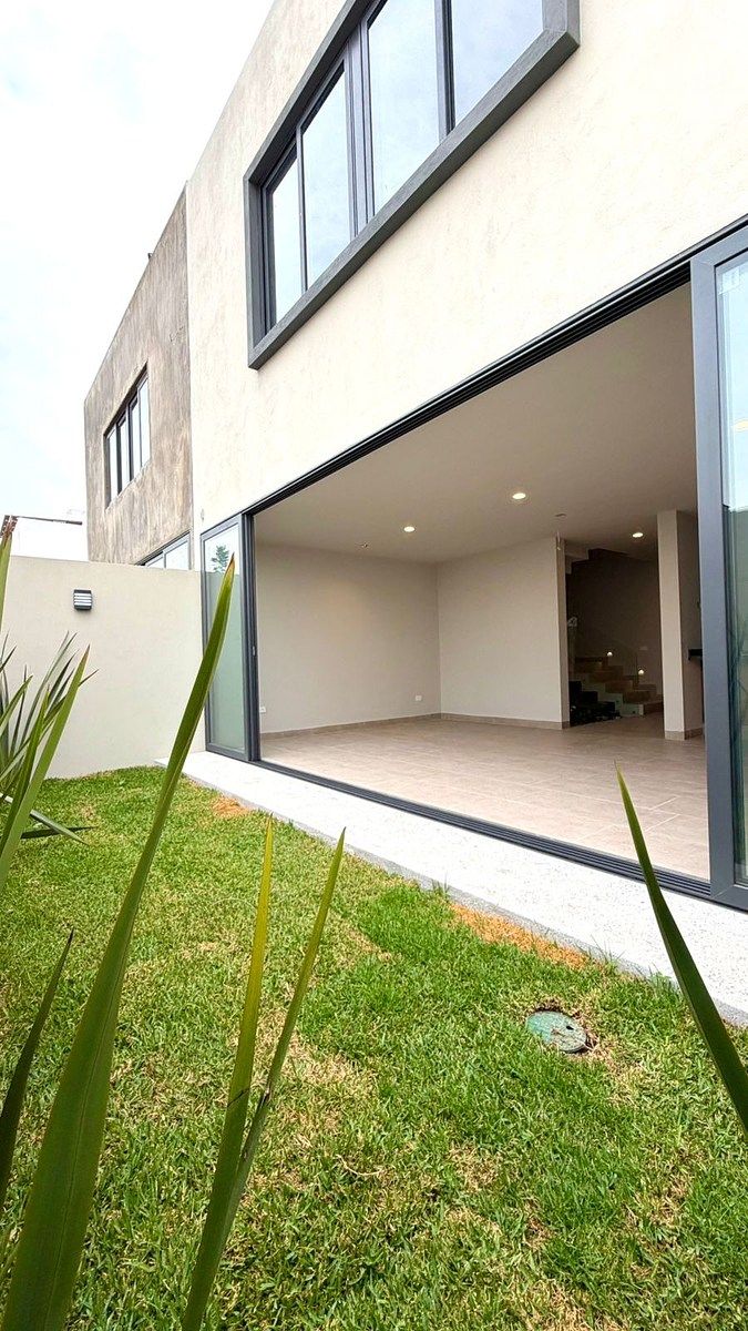 Casa em condomínio fechado em Paisajes del Tesoro, Tlaquepaque, foto 2 de 16