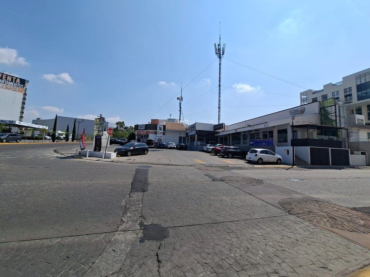 Local en centro comercial en Milenio III, Querétaro, foto 15 de 16