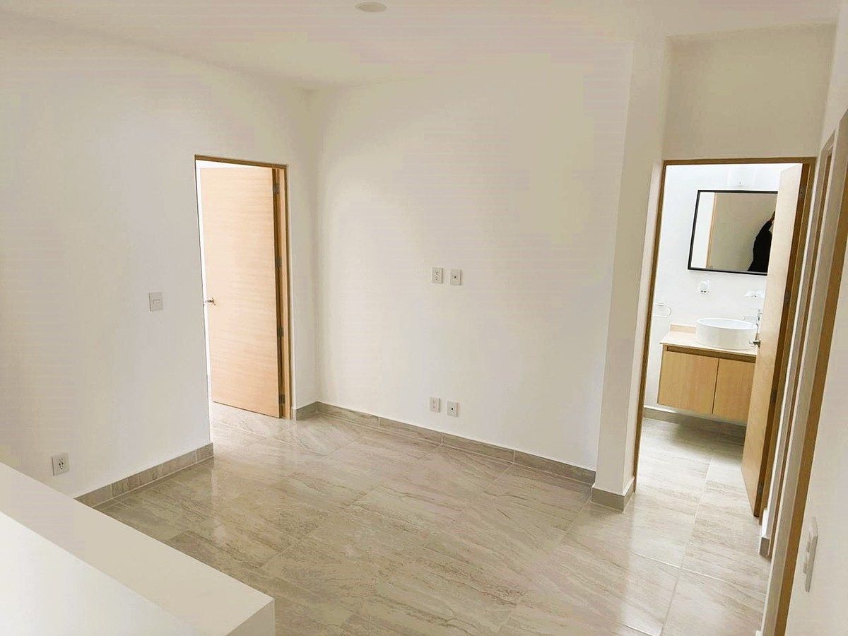 House in Gated Community in Lomas de Angelópolis III, San Andrés Cholula, photo 8 of 18