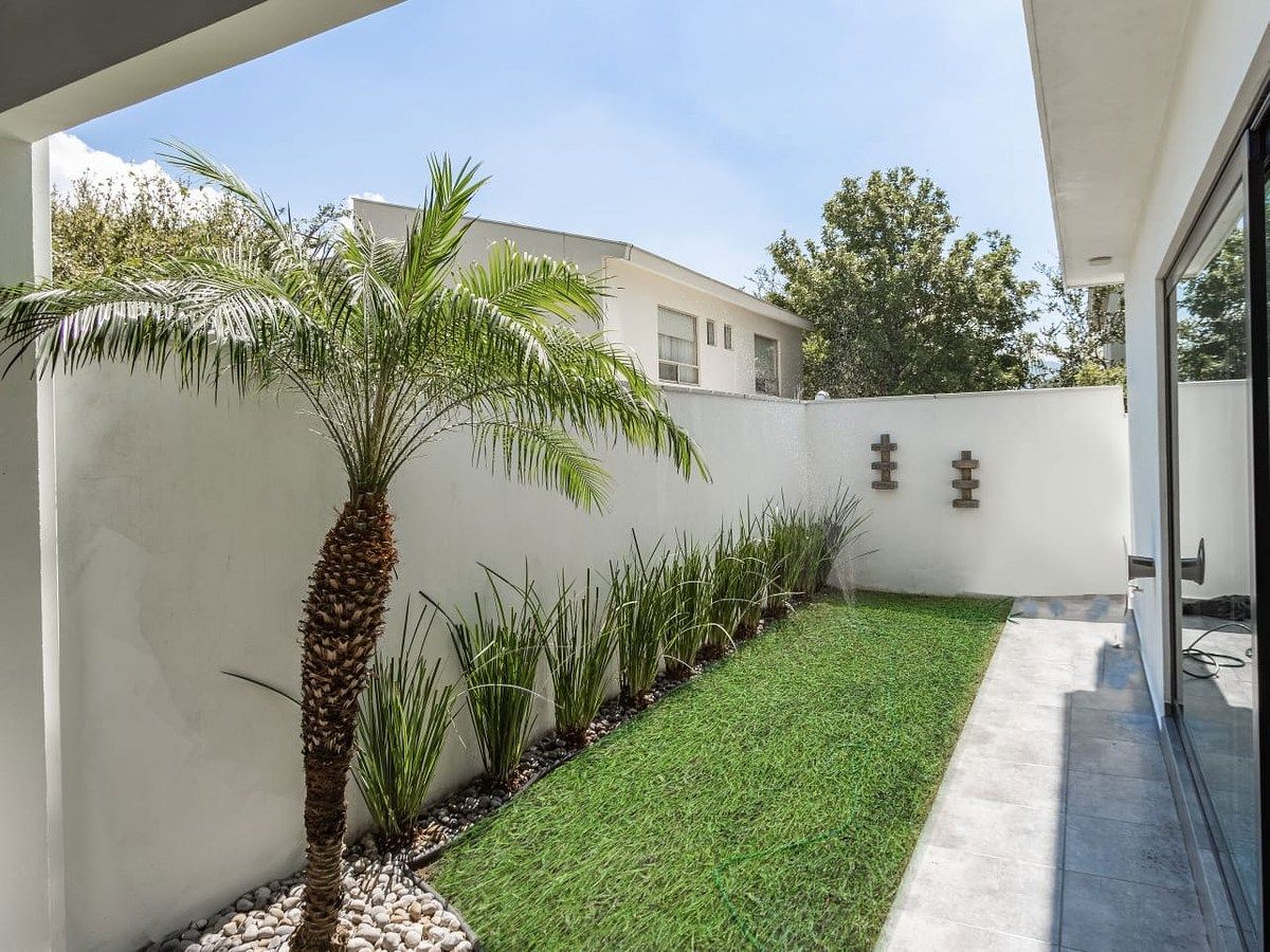 House in Sierra Alta, Monterrey, photo 2 of 18