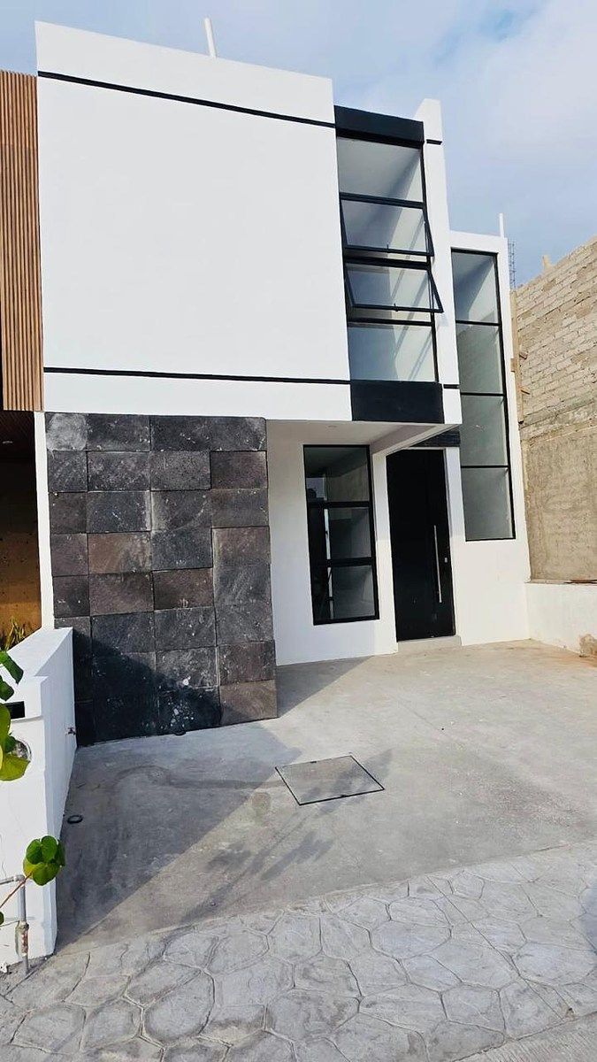Casa em Real de Minas, Villa de Alvarez, foto 2 de 16