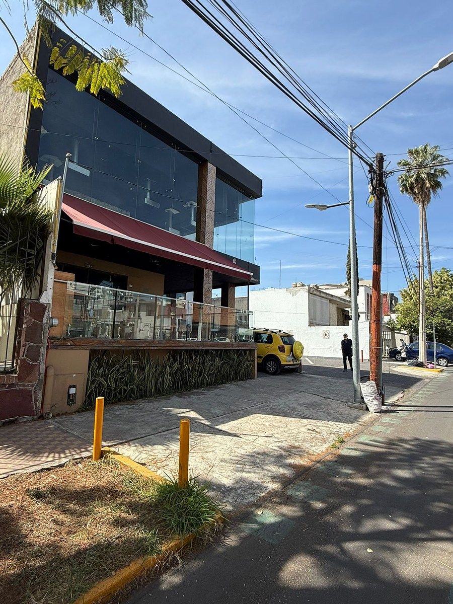 Retail Space in Arcos Vallarta, Guadalajara, photo 2 of 20