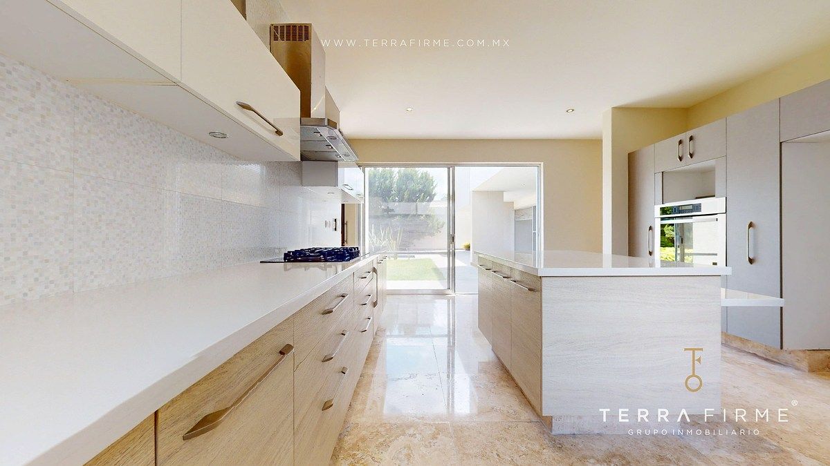 House in Gated Community in Jurica, Querétaro, photo 7 of 33
