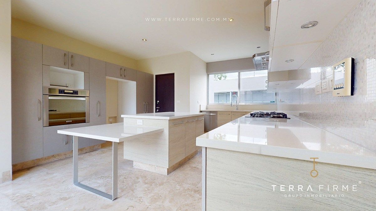House in Gated Community in Jurica, Querétaro, photo 9 of 33