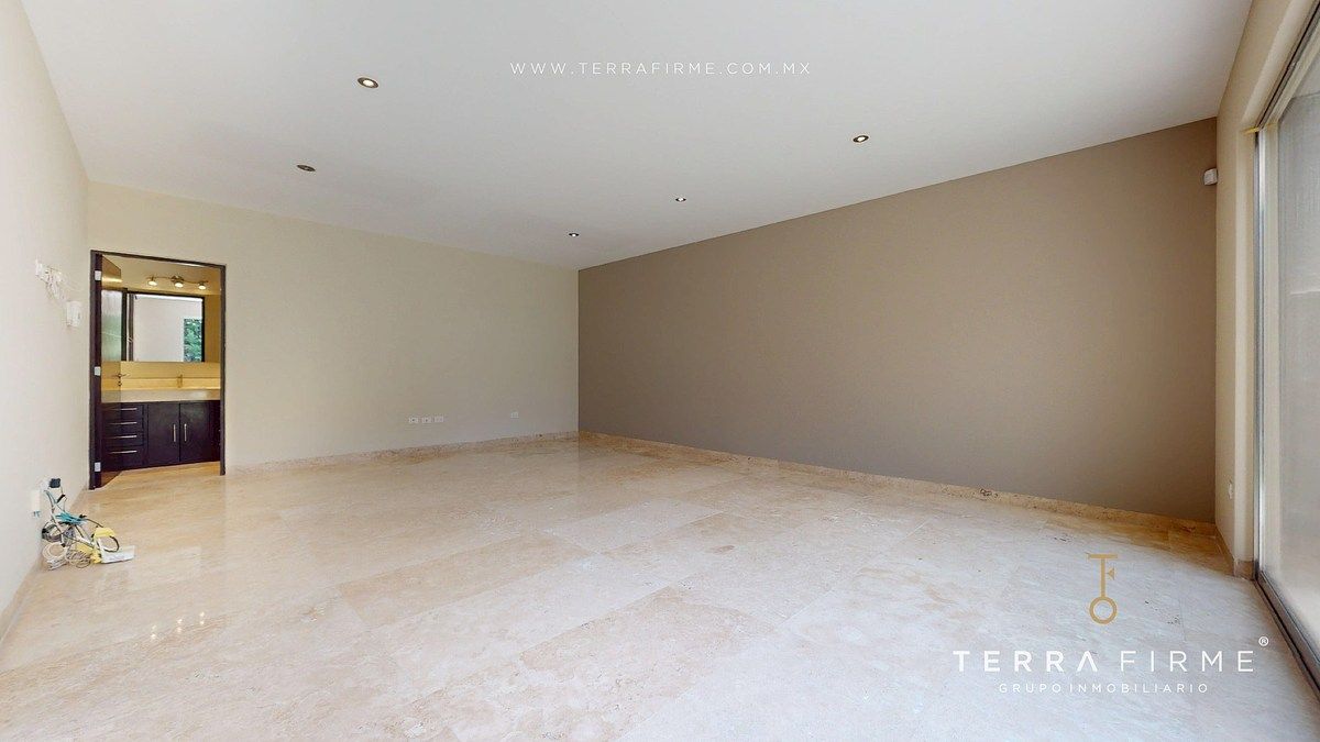 House in Gated Community in Jurica, Querétaro, photo 10 of 33