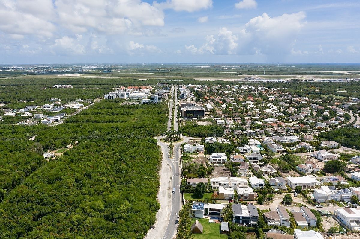 Venta de solar en Punta Cana Village, foto 1 de 1