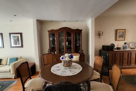 CASA EN VENTA EN ANZURES.