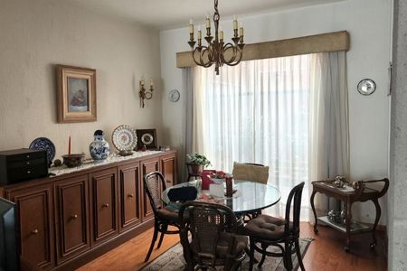 CASA EN VENTA EN ANZURES.