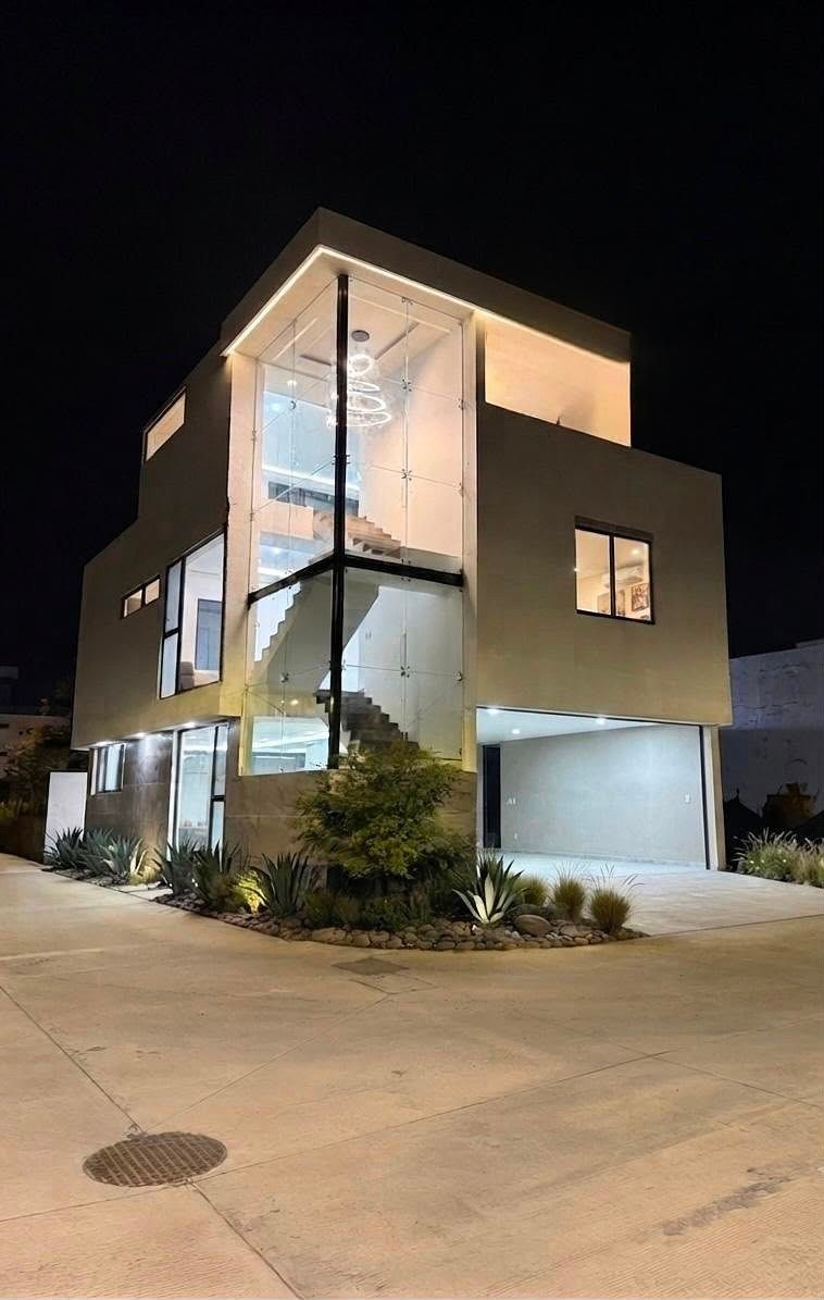 Casa en venta, a estrenar en Soare III Larisa 1, de 295M2, foto 1 de 24