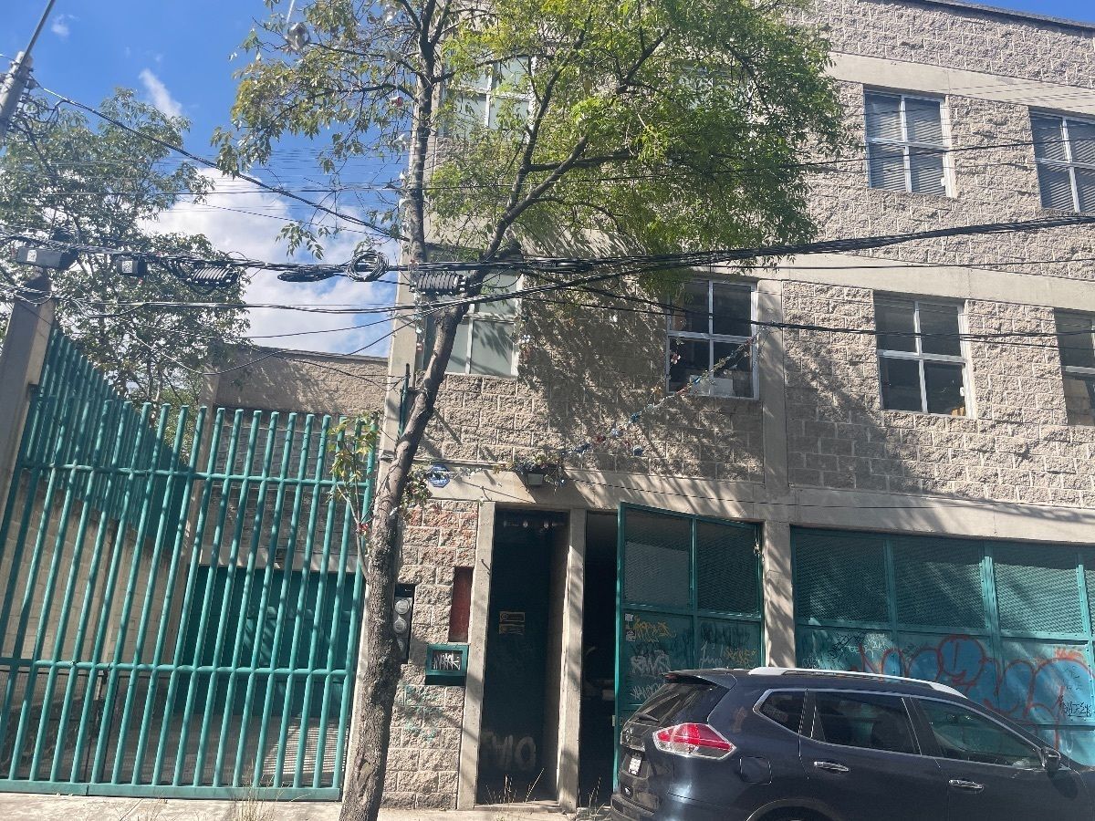 Bodega con oficinas en renta zona Picacho Ajusco, foto 1 de 16